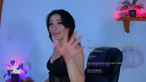 Snapshot of vayolett_dakotta chatting on October 11, 2:16 am Vayolett online show from October 11, 2:16 am
