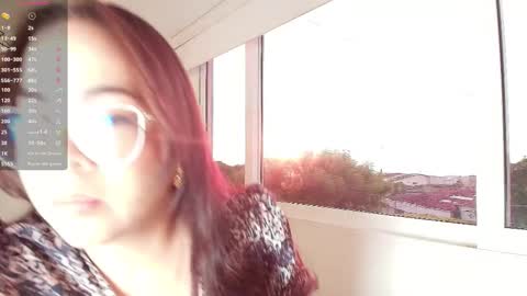 Snapshot of vctoria_collins_ chatting on October 3, 11:04 am Victoria online show from October 3, 11:04 am