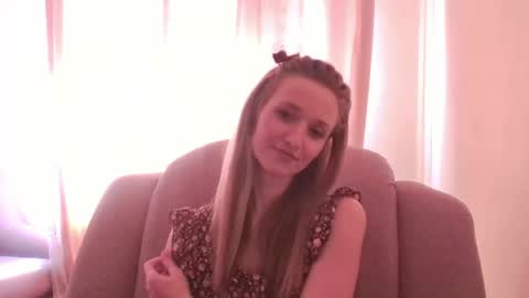 velvetintuition online show from May 6, 12:31 pm