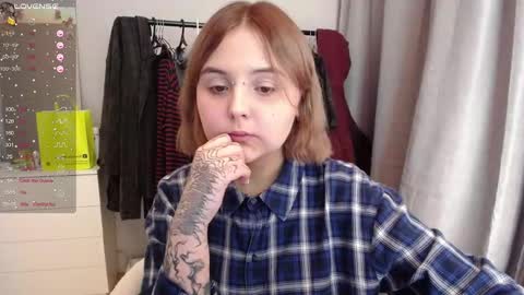 eva 3 online show from February 7, 6:12 pm