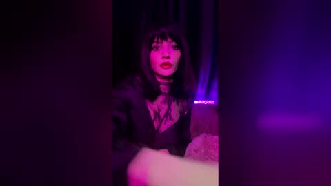 venom_goddess online show from March 1, 9:47 pm