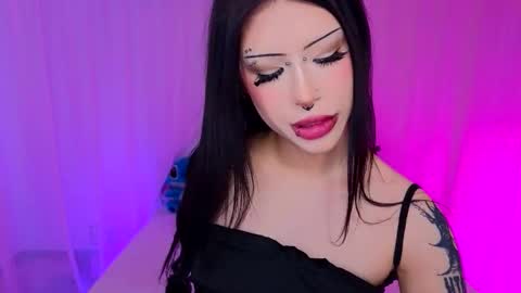 Vivian online show from December 4, 4:04 am