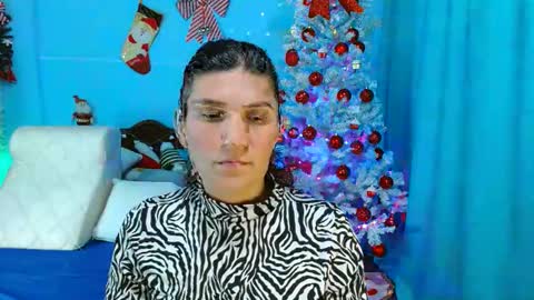 Catalina online show from December 31, 1:04 am