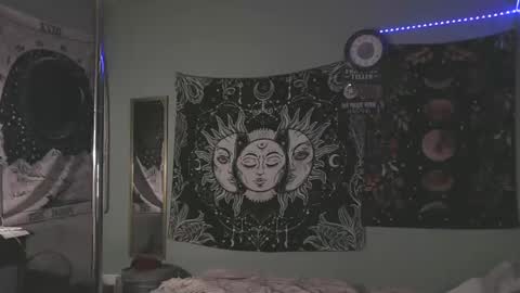 Miss Venus online show from October 26, 12:39 am