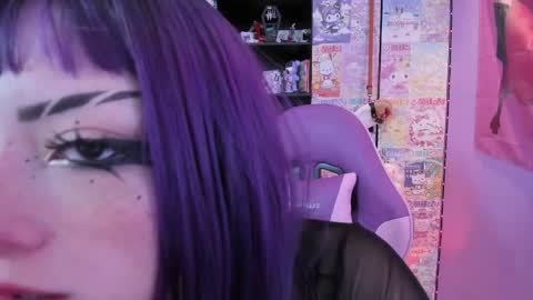     online show from March 1, 8:30 pm