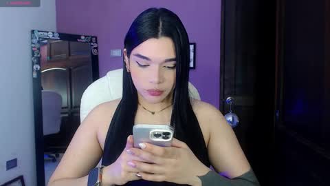 Snapshot of veronica_118 chatting on February 25, 3:42 am veronica_118 online show from February 25, 3:42 am
