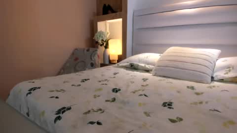 Johovanna online show from February 20, 11:20 am