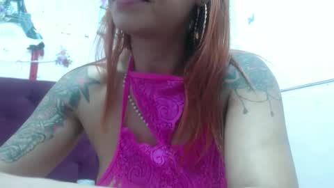Snapshot of veronicaqueen2 chatting on October 15, 10:56 pm veronicaqueen2 online show from October 15, 10:56 pm