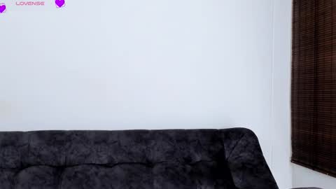 VeronicaTonu online show from October 10, 8:36 pm