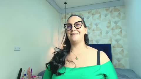 Snapshot of veroniicabbw chatting on February 13, 10:33 pm veroniicabbw online show from February 13, 10:33 pm