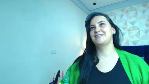 Snapshot of veroniicabbw chatting on February 11, 12:04 pm veroniicabbw online show from February 11, 12:04 pm