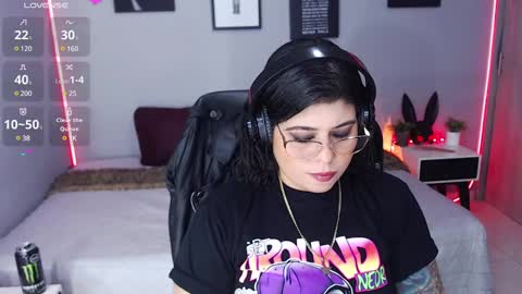 Miss Veronika online show from February 18, 3:10 pm