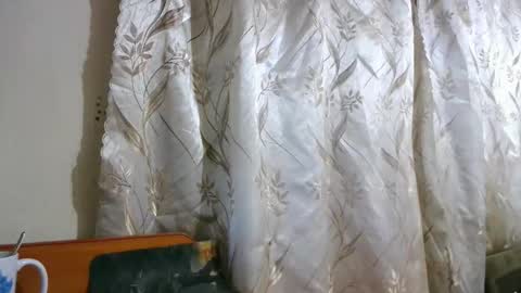 veronika_xi online show from October 22, 7:24 am