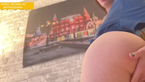 Snapshot of veronikaav chatting on March 12, 10:05 am VeronikaAV online show from March 12, 10:05 am