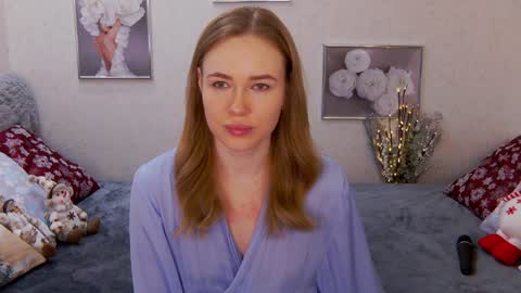 Snapshot of veronikamitchel chatting on December 18, 2:10 am Veronika online show from December 18, 2:10 am