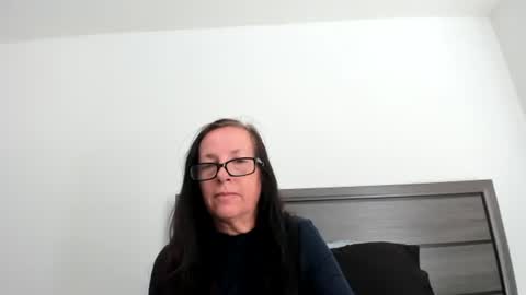 verysassypeachgoddess online show from November 6, 2:23 pm