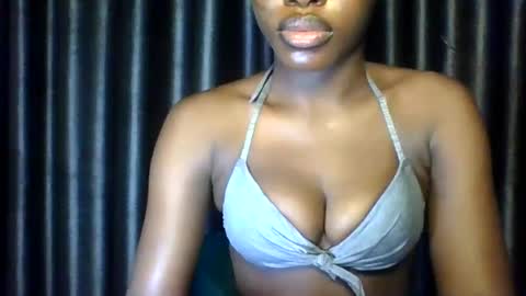 verywetpussy  online show from December 15, 6:29 am