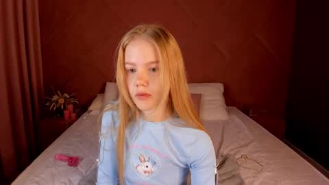 Snapshot of vicki_todd chatting on October 15, 1:41 am vicki todd online show from October 15, 1:41 am