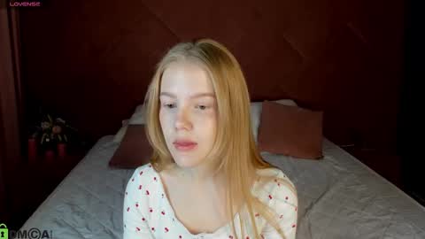 Snapshot of vicki_todd chatting on October 6, 1:11 am vicki todd online show from October 6, 1:11 am
