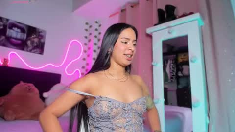 VICTORIA 3 online show from October 18, 1:19 am