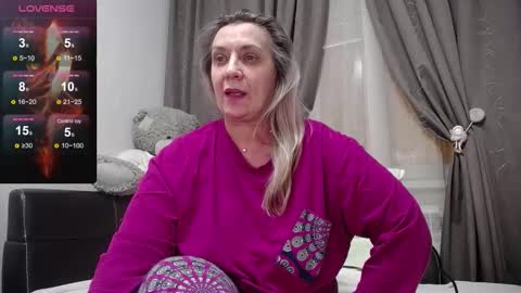 victoria50 online show from October 25, 7:05 am