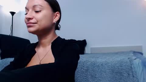 Snapshot of victoria__harris chatting on September 20, 4:38 pm Victoria online show from September 20, 4:38 pm