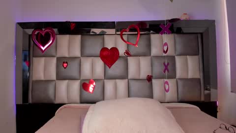 Victoria online show from February 17, 1:33 pm