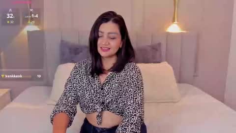 victoria  online show from November 12, 7:34 pm