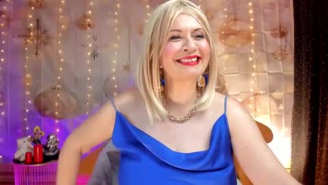 Snapshot of victoria_dior chatting on January 13, 6:38 pm diorvictoria9 online show from January 13, 6:38 pm
