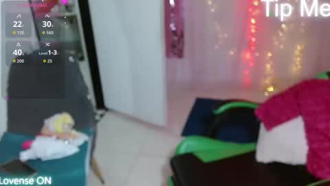 VICKY online show from October 10, 1:21 am