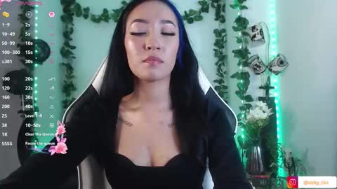 Snapshot of victoria_ricci_a chatting on October 21, 1:42 am Victoria online show from October 21, 1:42 am