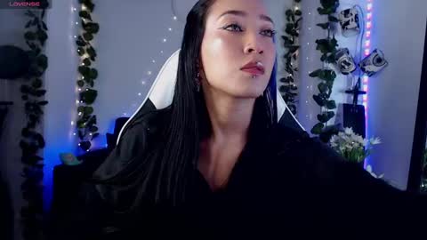Snapshot of victoria_ricci_a chatting on October 7, 3:44 am Victoria online show from October 7, 3:44 am