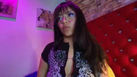 victoria online show from November 20, 10:55 pm