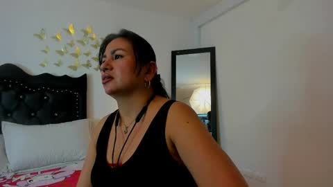 victoriacg online show from April 23, 5:59 pm