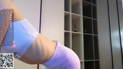 victoriahouston online show from October 13, 8:17 am