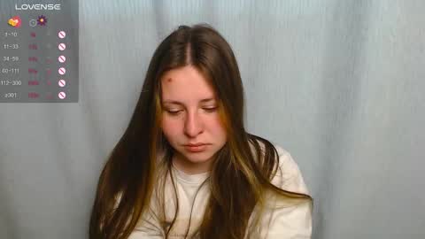 victoriassecrets_ online show from September 23, 7:06 am