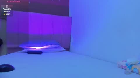 Viiky online show from January 6, 1:19 pm