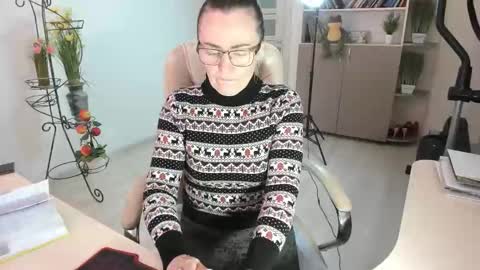 Ukrainian-woman online show from February 2, 6:34 am