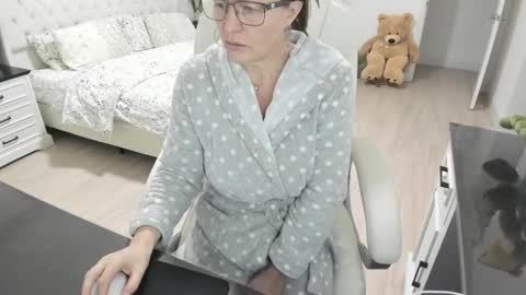 Ukrainian-woman online show from February 17, 11:31 am