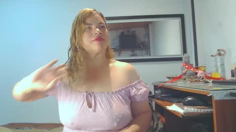 VIKKKTORIAAA online show from February 24, 4:58 am