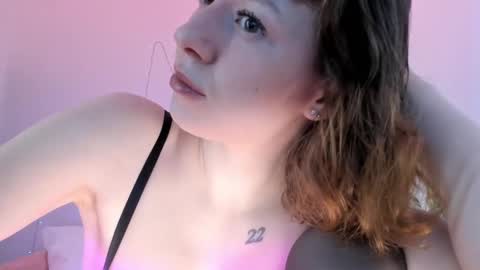 Snapshot of viktoria_sullivans chatting on February 9, 9:37 am Vikky online show from February 9, 9:37 am