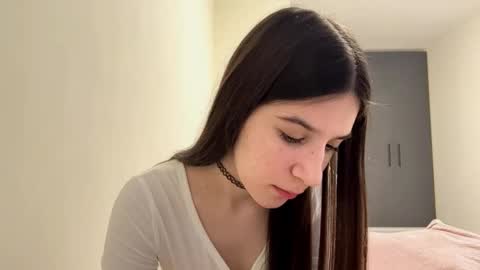 Vivien online show from February 19, 9:31 am