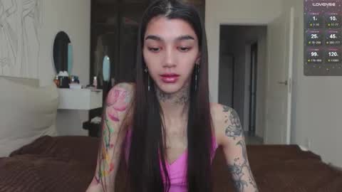 vinkitinkii online show from October 25, 8:33 am