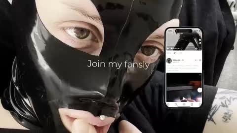 Diva Silvia online show from February 25, 6:28 pm