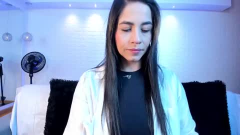 Violett  Everyday From 0530 to 1430 Col Time online show from October 3, 10:42 am