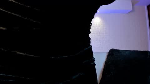 Violett  Everyday From 0530 to 1430 Col Time online show from September 18, 10:58 am