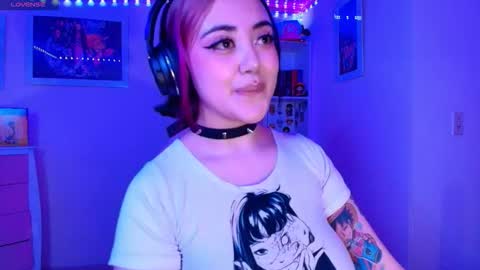 violet online show from January 17, 7:49 am