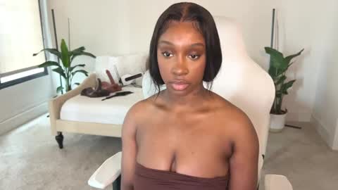 Fantasy Black Girl online show from February 11, 8:20 pm