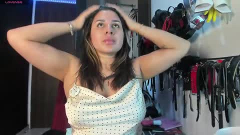 Kim online show from April 13, 8:53 pm