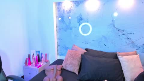 Snapshot of violeta_delavega1 chatting on September 10, 4:23 am Violet online show from September 10, 4:23 am
